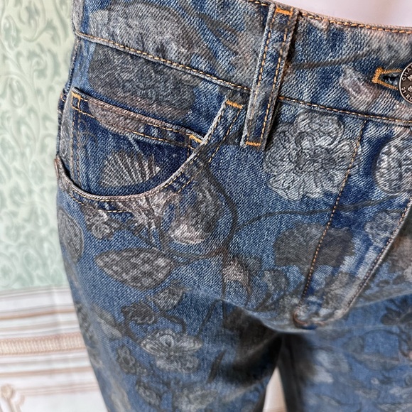 Chanel Floral Jeans - Picture 8 of 15